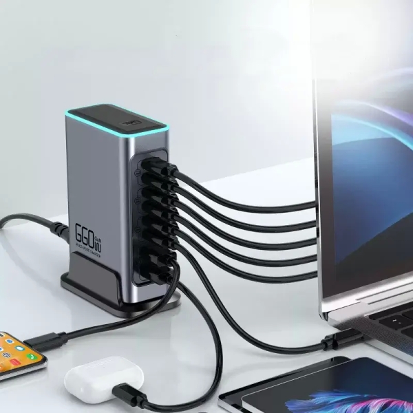 WLX-F8L 660W GaN 8-Port Fast Charger PD/QC3.0 Charging Station